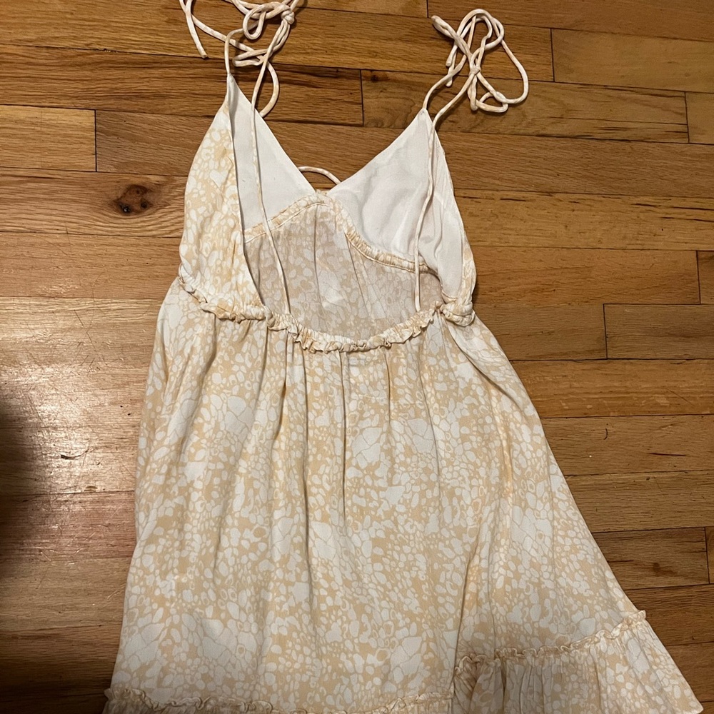Dress - Picture 2 of 2